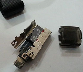 แฟลชไดรฟ์เสียอย่าทิ้ง ลองแกะดูอาจได้การ์ด MicroSD
