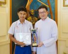 รองชนะเลิศอันดับ 2 แข่งขันกอล์ฟ