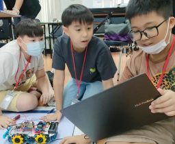 ร่วมส่งกำลังใจเชียร์นักเรียนแข่งขัน “Thailand Robot & Coding Challenge 2024”