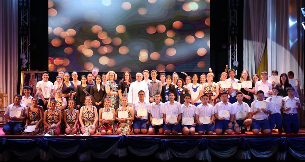 เซนต์ดอมินิกต้อนรับ Kapiti College
