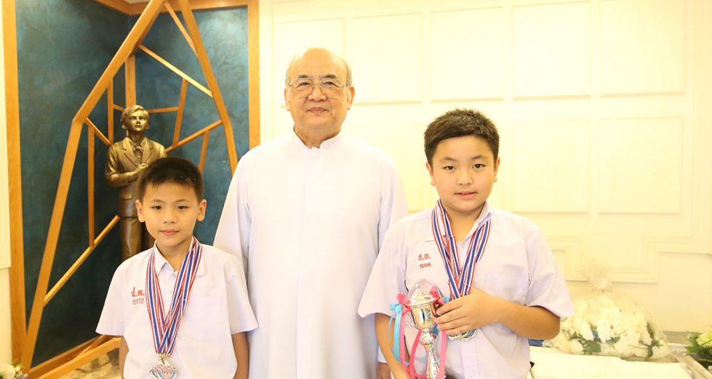 ชนะเลิศว่ายน้ำ ป.5