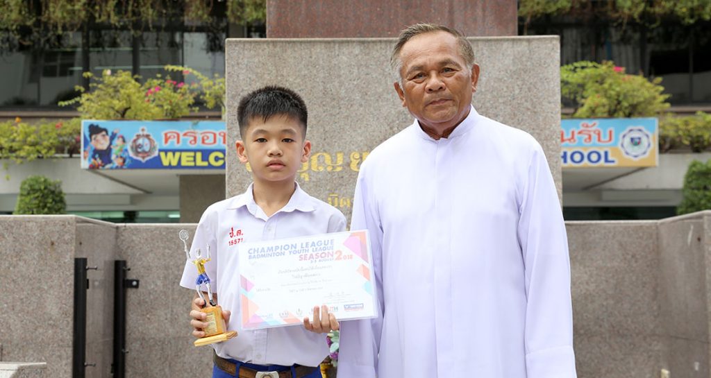 แชมป์แบดมินตัน และรองแชมป์วิ่งมินิมาราธอน