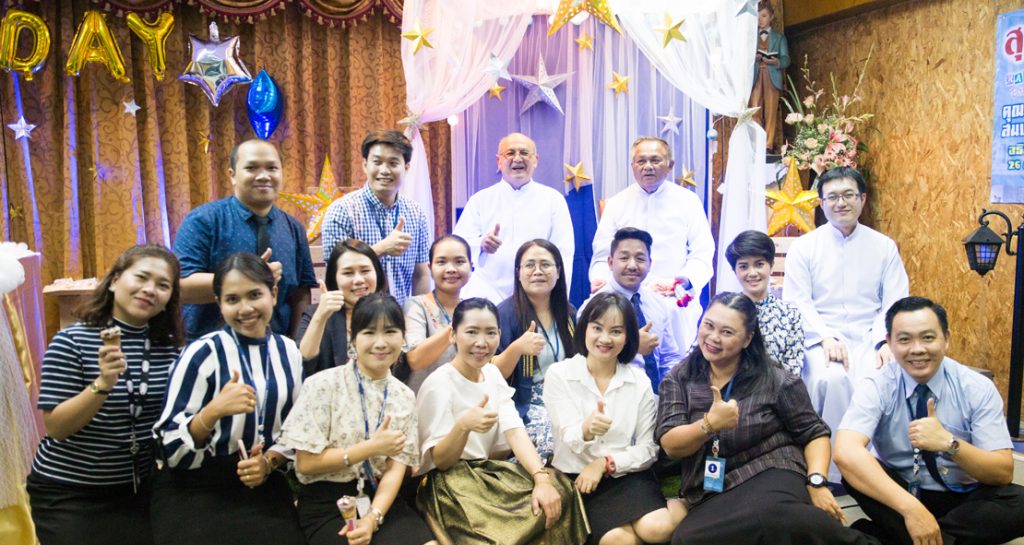 สุขสันต์วันคล้ายวันเกิดคุณพ่ออธิการ คุณพ่อรองอธิการ