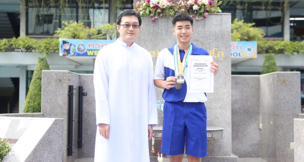 รองแชมป์วิ่งมาราธอน และแบดมินตัน