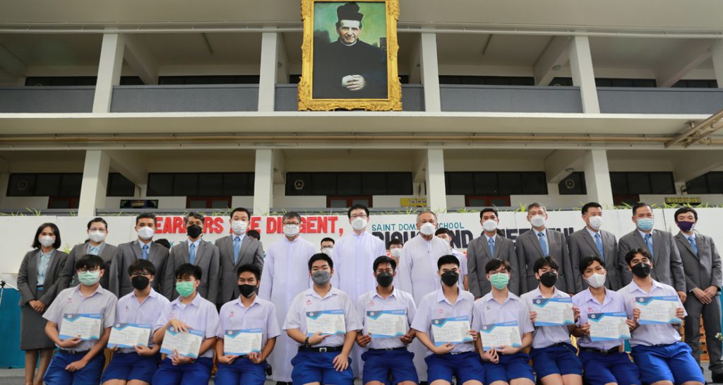 ประธานและคณะกรรมการนักเรียน โรงเรียนเซนต์ดอมินิก ปีการศึกษา 2565