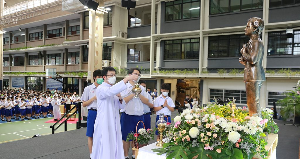 พิธีตรีวารเตรียมฉลองนักบุญองค์อุปถัมภ์ของโรงเรียนวันที่สาม