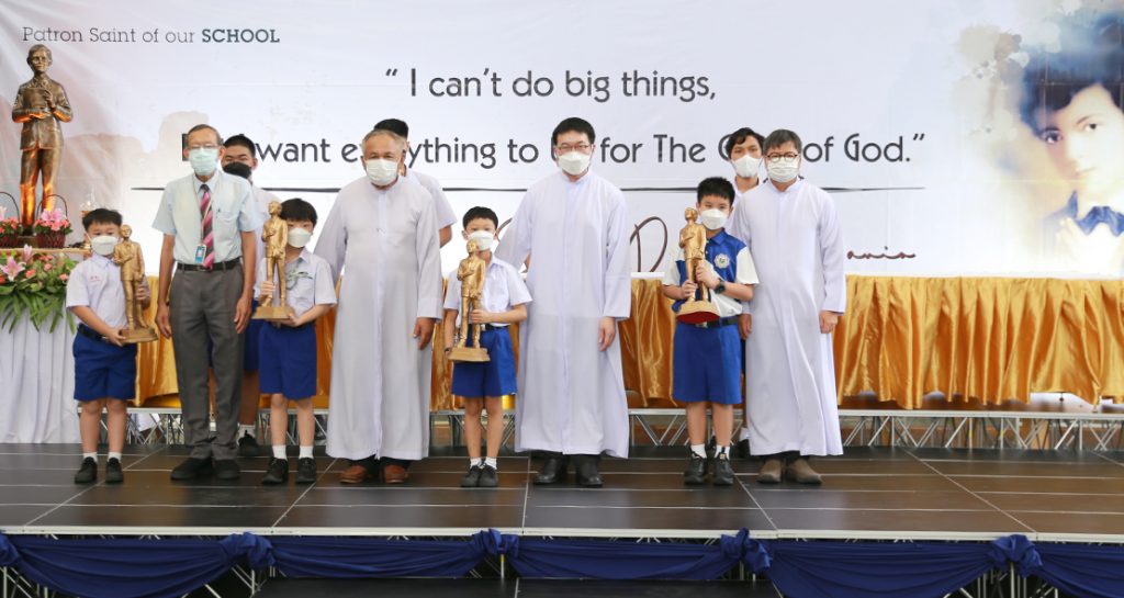 พิธีรับพระรูปนักบุญดอมินิก ซาวีโอไปประดิษฐานที่ห้องเรียน