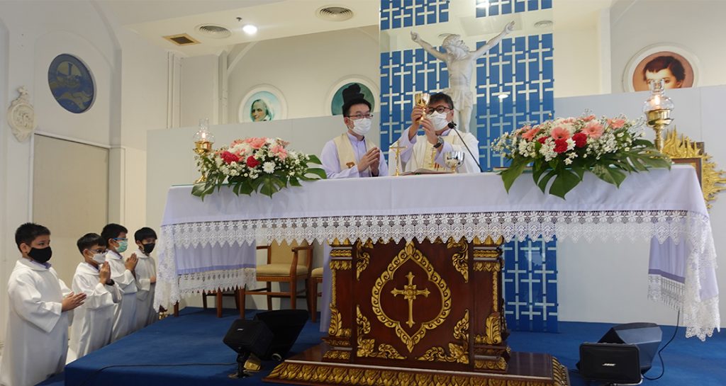 พิธีบูชาขอบพระคุณระลึกถึงแม่พระองค์อุปถัมภ์