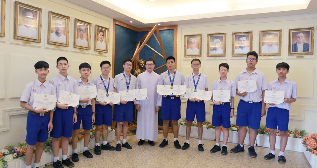 เซนต์ดอมินิกคว้าแชมป์หุ่นยนต์อัตโนมัติ CPU 1st ASEAN GRAND PRIX YOUTH ROBOTIC COMPETITION 2023
