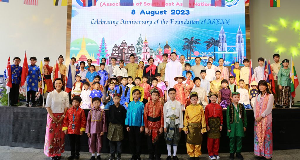 8 สิงหา ASEAN DAY