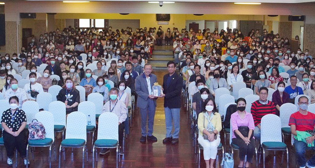 ประชุมผู้ปกครอง รับผลสอบกลางภาคเรียนที่ 1/2566