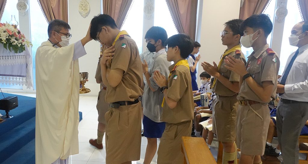 พิธีบูชาขอบพระคุณวันศุกร์ต้นเดือน