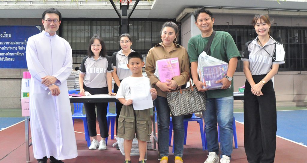ปฐมนิเทศนักเรียน ปีการศึกษา 2567-รับผลสอบภาคเรียนที่ 2/2566