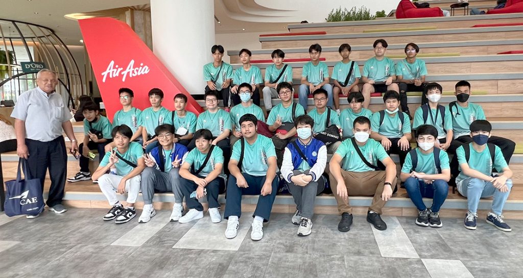 ม.4 แผนการเรียนวิศวกรรมศาสตร์และเทคโนโลยี ศึกษาเรียนรู้ที่ศูนย์ฝึกบุคลากรด้านการบิน CAE