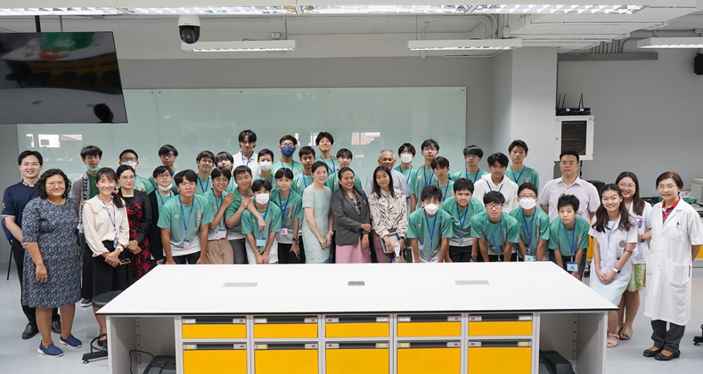 ม.4 แผนการเรียนวิทยาศาสตร์สุขภาพ (HSP)  ศึกษาเรียนรู้คณะแพทยศาสตร์ มหาวิทยาลัยศรีนครินทรวิโรฒ