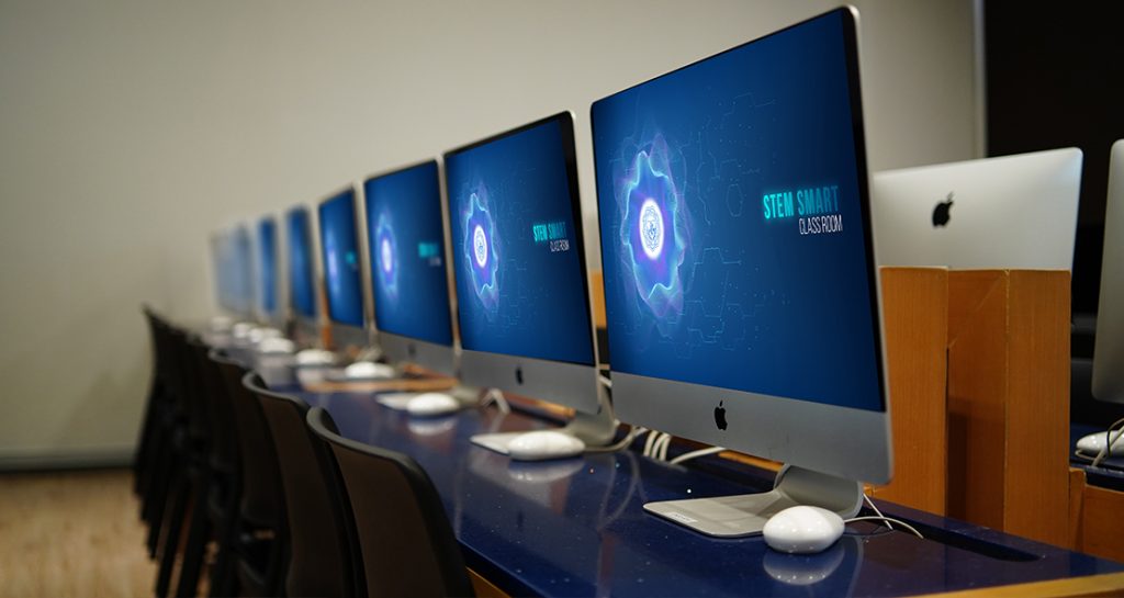 STEM SMART CLASSROOM