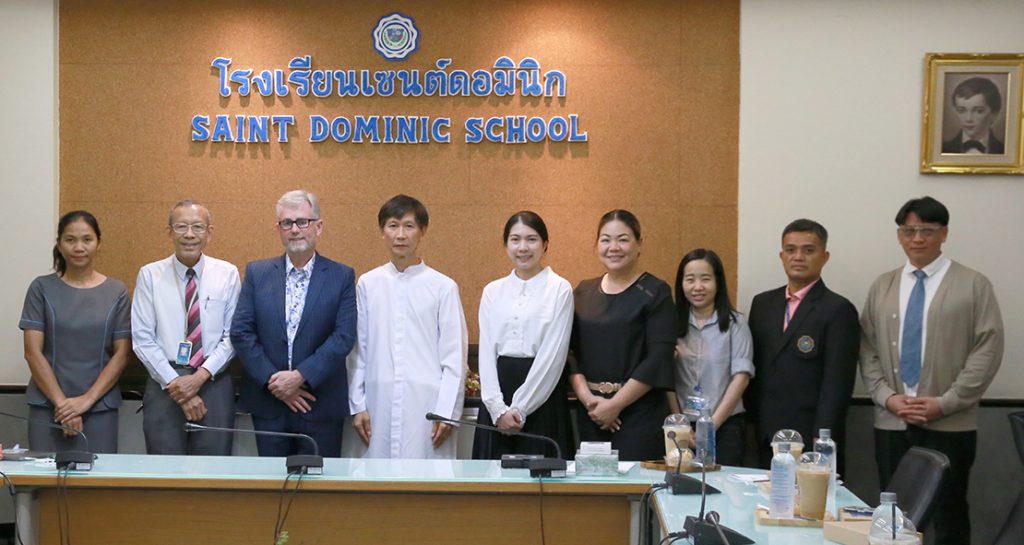 โรงเรียนเซนต์ดอมินิกต้อนรับผู้บริหาร Raumati Beach School นิวซีแลนด์