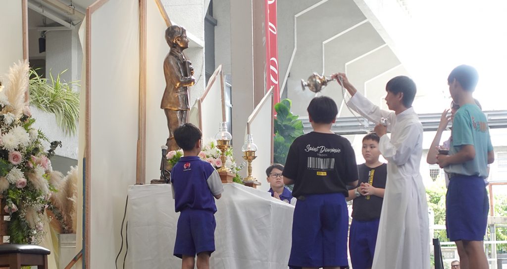 พิธีตรีวารเตรียมฉลองนักบุญดอมินิก ซาวีโอ องค์อุปถัมภ์ของโรงเรียนวันที่สาม “ดอมินิก… แบบอย่างของเพื่อนช่วยเพื่อน”