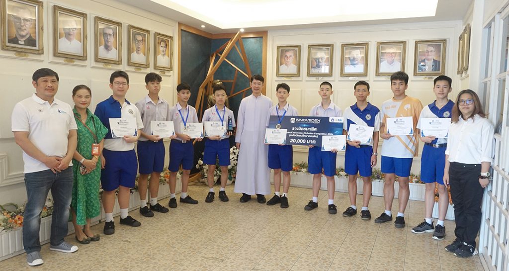 ชนะเลิศแข่งขันหุ่นยนต์ INNOVEDEX ROBOTICS COMPETITION THAILAND 2024