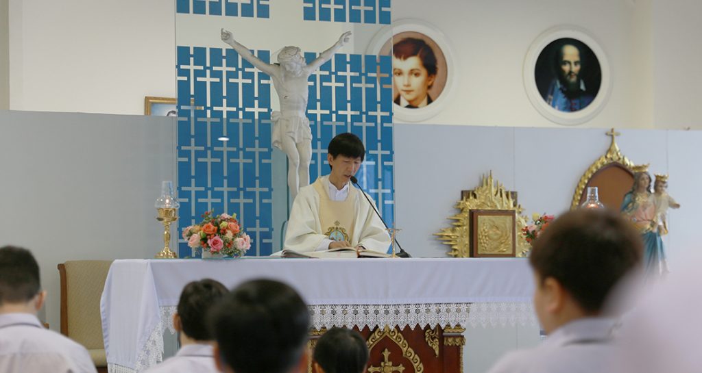 พิธีบูชาขอบพระคุณประจำเดือนมกราคม