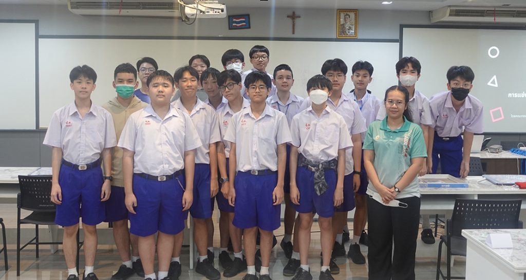 คณะกรรมการนักเรียนฯ จัดแข่งขันเกม A-MATH  ระดับชั้น ม.3