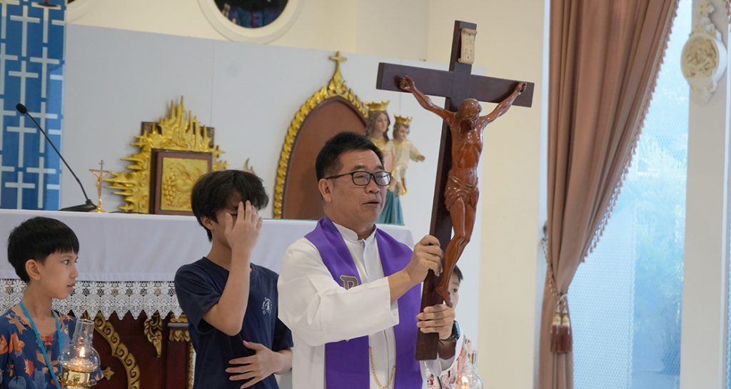 พิธีมรรคาศักดิ์สิทธิ์