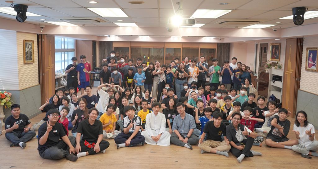 ค่ายสร้างแรงบันดาลใจ Creative English Camp 2025