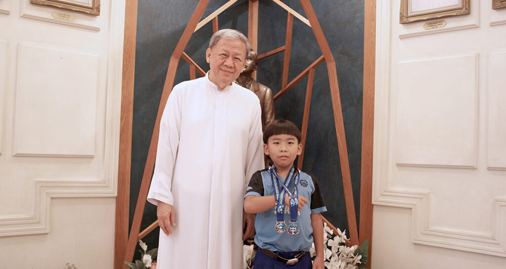 เหรียญเงินว่ายน้ำ ป.4