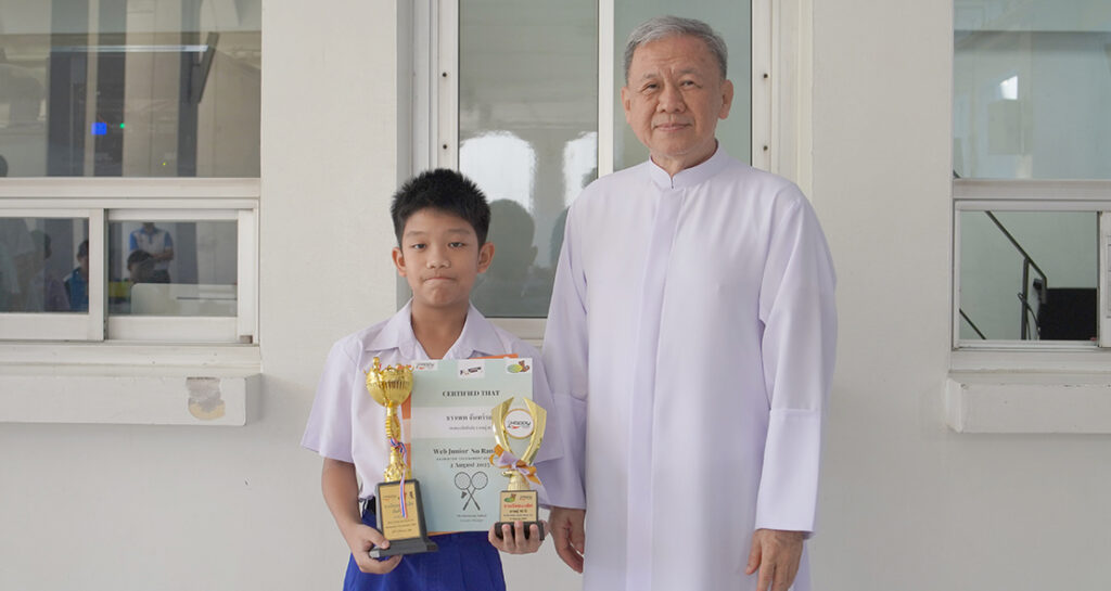 แชมป์แบดมินตันชายคู่