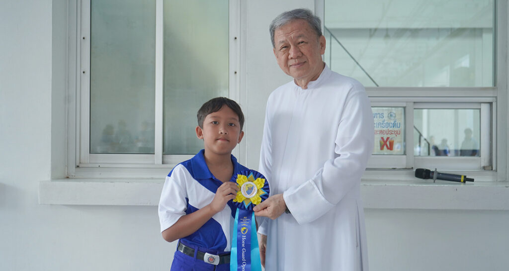 อันดับ 4 แข่งขันขี่ม้า