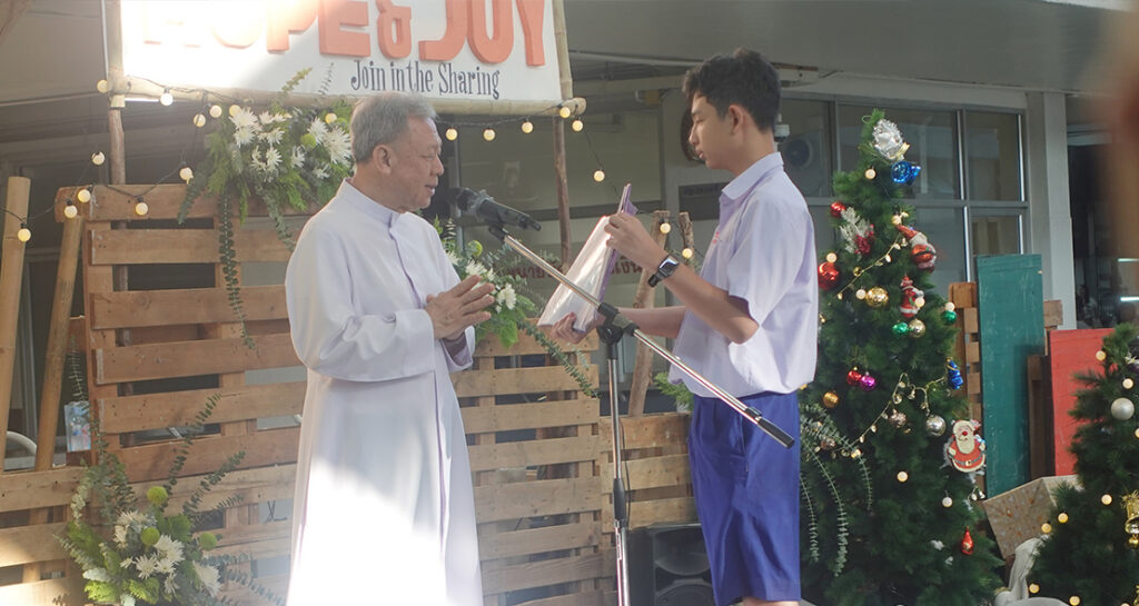 “JOY: คริสต์มาสนำความชื่นชมยินดีมาสู่โลก” พิธีตรีวารเตรียมสมโภชพระคริสตสมภพวันที่สาม