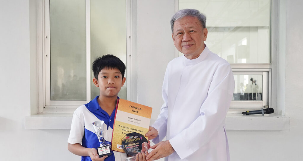 รองชนะเลิศแบดมินตัน