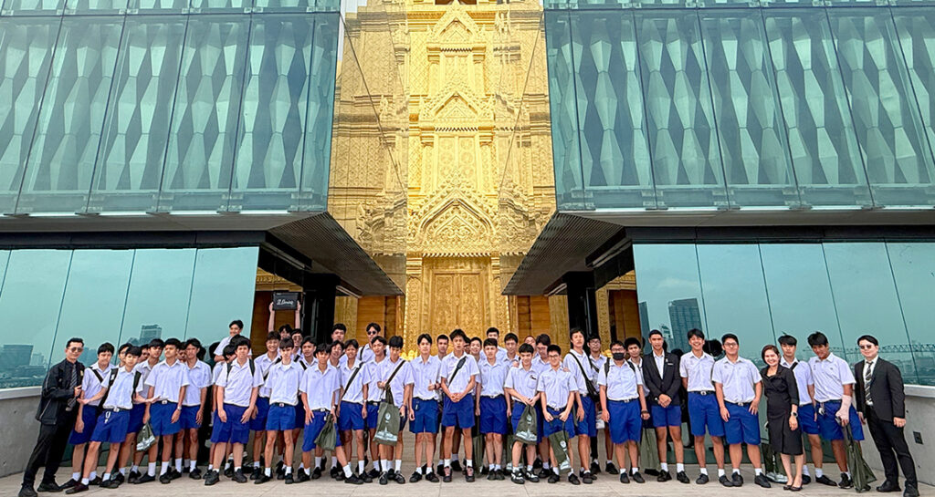ม.4-6 แผนกฎหมายธุรกิจและการปกครอง ทัศนศึกษาที่รัฐสภาและพิพิธภัณฑสถานแห่งชาติ พระนคร