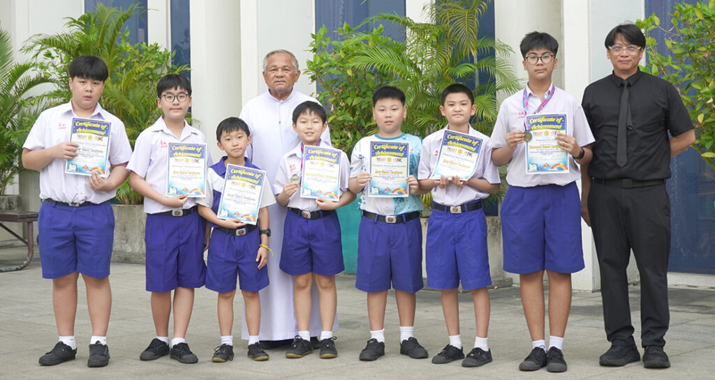 เหรียญเพชรประเมินทักษะภาษาอังกฤษ TESET