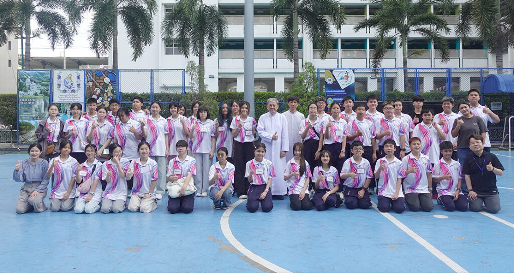 Creative English Camp 2026 รร.แสงทองวิทยา รร.ธิดานุเคราะห์ รร.เซนต์ดอมินิก