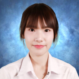 มิสศศิธร เพชรศักดา