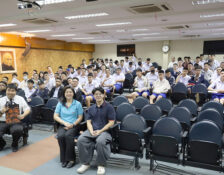 ม.6 รับฟังแนะแนวหลักสูตรคณะสถาปัตย์ฯ มจธ.
