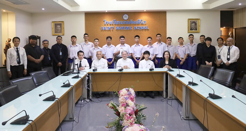 คณะกรรมการนักเรียน ปีการศึกษา 2569 ปฏิญาณตนเข้ารับตำแหน่ง