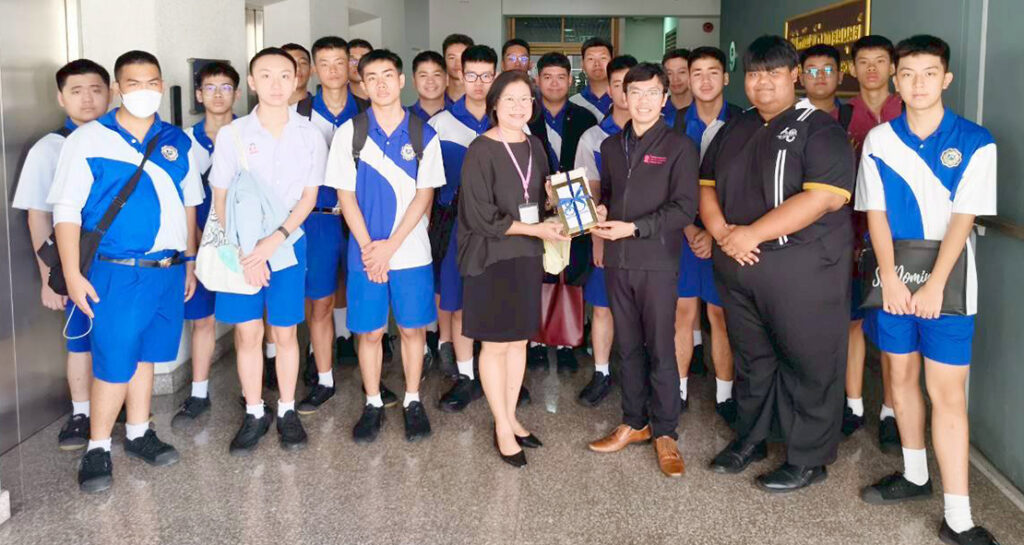 ม.4-6 กลุ่ม 2 SD Guide Went Go!! ศึกษาดูงานเพิ่มพูนประสบการณ์ พิพิธภัณฑสถานวาจวิทยาวัฑฒน์และพิพิธภัณฑ์ร่างกายมนุษย์ จุฬาฯ และคณะสัตวแพทยศาสตร์ ม.เกษตร