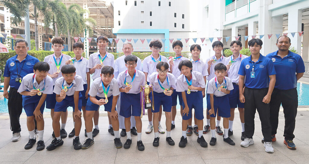 รองชนะเลิศ ฟุตบอล รุ่น 14 ปี