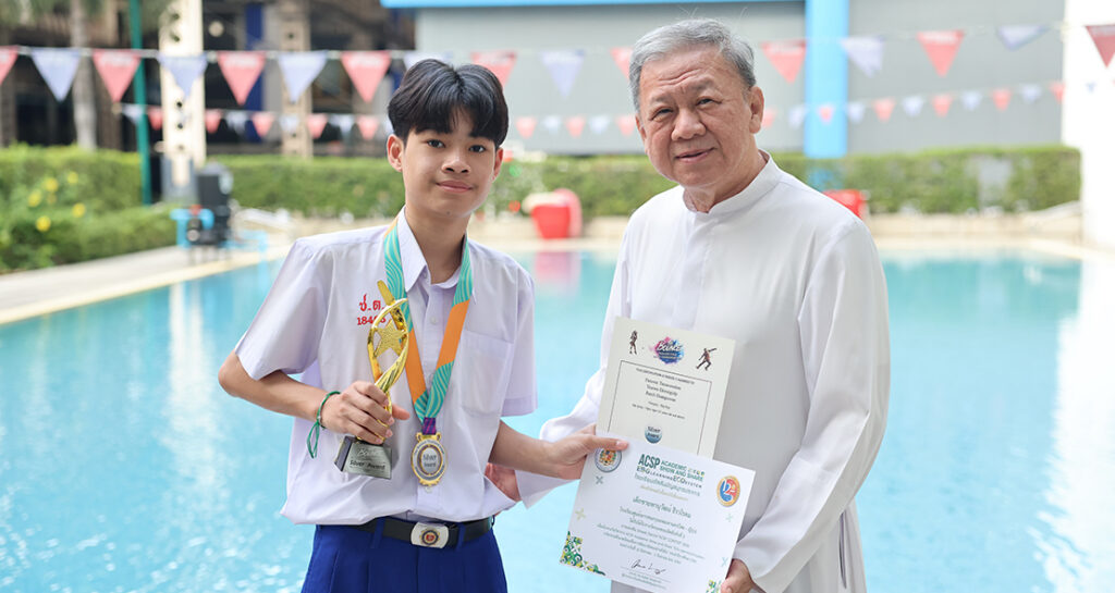 รองชนะเลิศอันดับ 1 The Bounce Thailand stage Dance Competition 2026