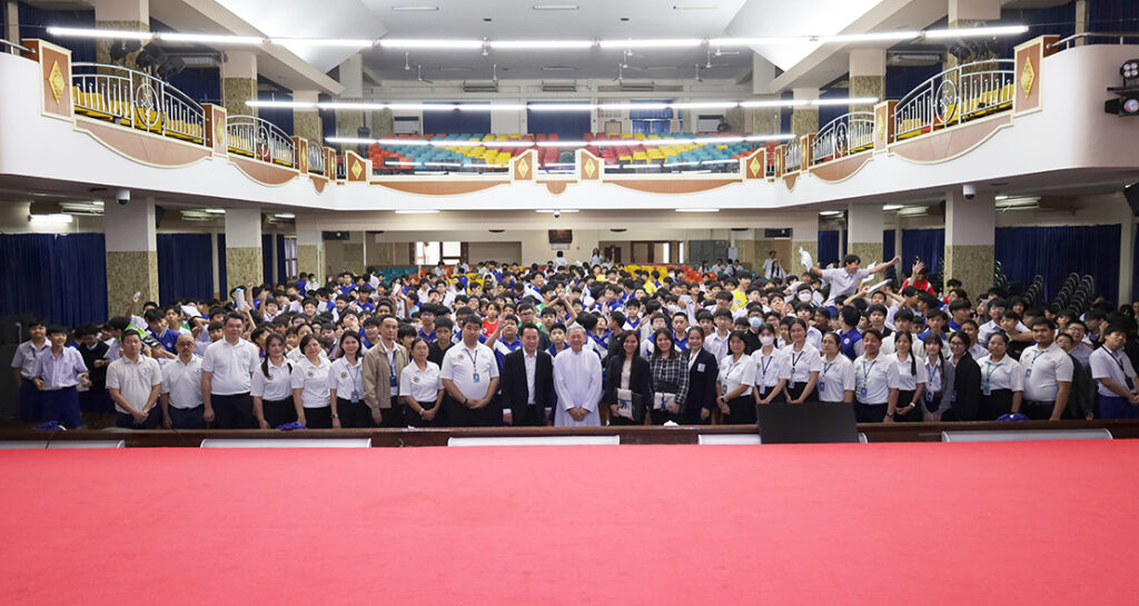 ม.1-ม.3 ร่วมกิจกรรม “รับฟัง ฮีลใจ เติบโตไปด้วยกัน”
